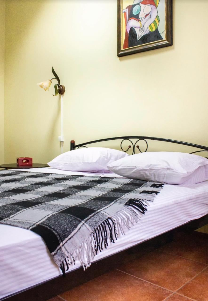 Hostel Koleso Odessa Eksteriør bilde